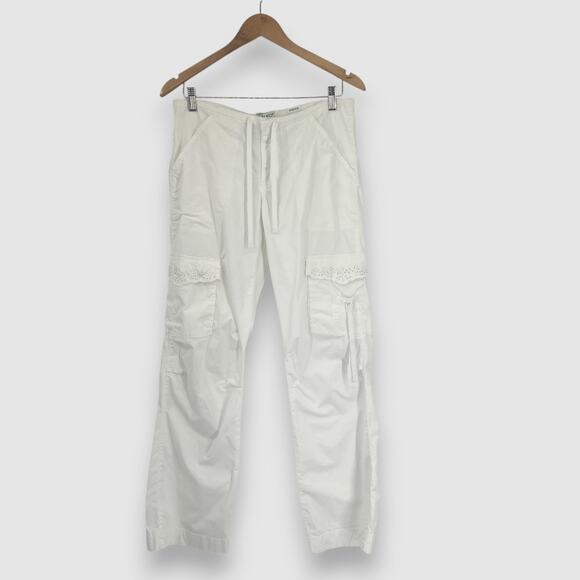 Y2k Old Navy White Eyelet Trim Cargo Pants Women’s Size 6 Regular Stretch - Picture 7 of 7